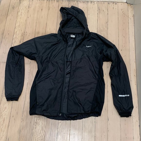 Nike Windbreaker Black Mens Size Medium Lightweight Removeable Hood Zip Pockets - Picture 1 of 15